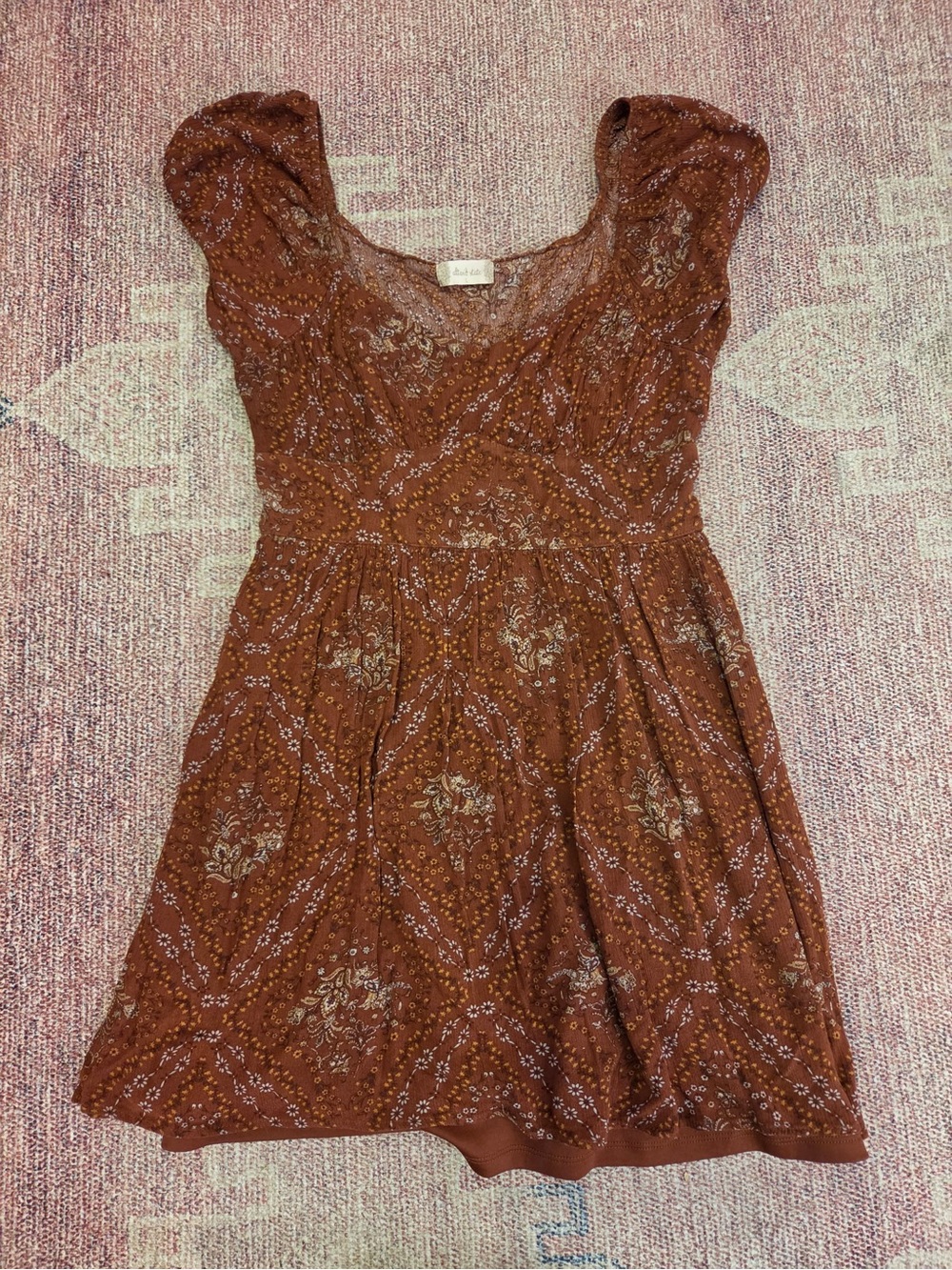 Alter’d state cottage core floral fit & flare sleeve ruched bodice mini dress lg